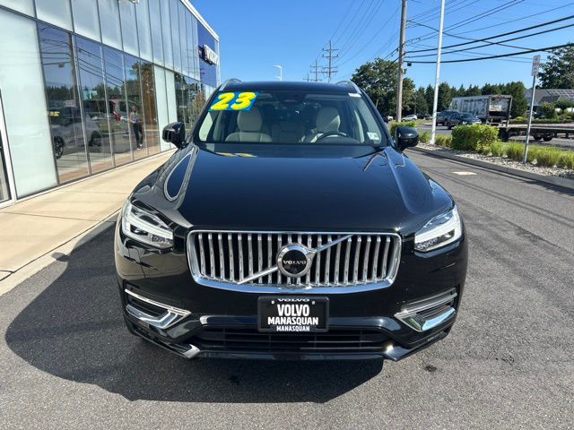 2023 Volvo XC90 Plus
