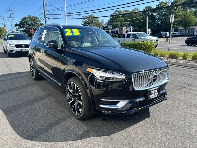 2023 Volvo XC90 Plus