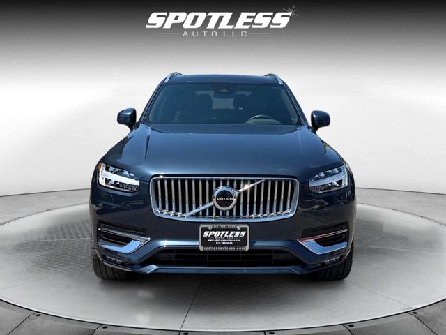 2023 Volvo XC90 Plus