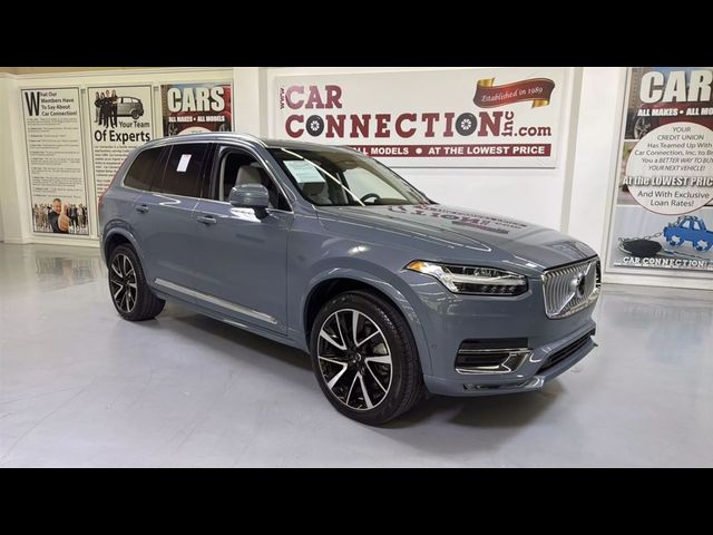 2023 Volvo XC90 Plus