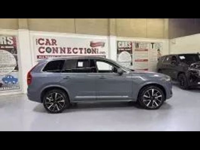 2023 Volvo XC90 Plus