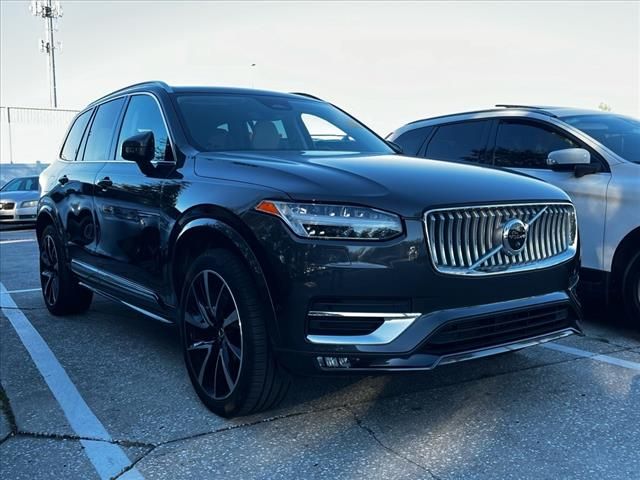 2023 Volvo XC90 Plus