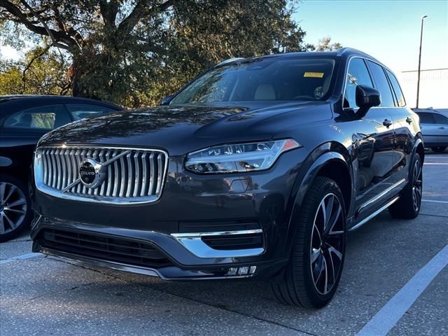 2023 Volvo XC90 Plus