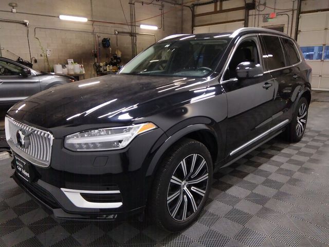 2023 Volvo XC90 Plus