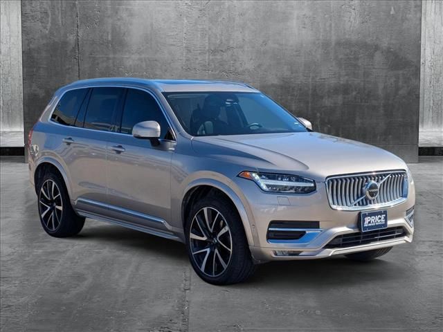 2023 Volvo XC90 Plus