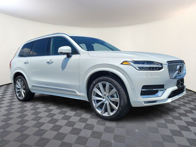 2023 Volvo XC90 Plus