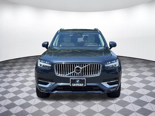 2023 Volvo XC90 Plus