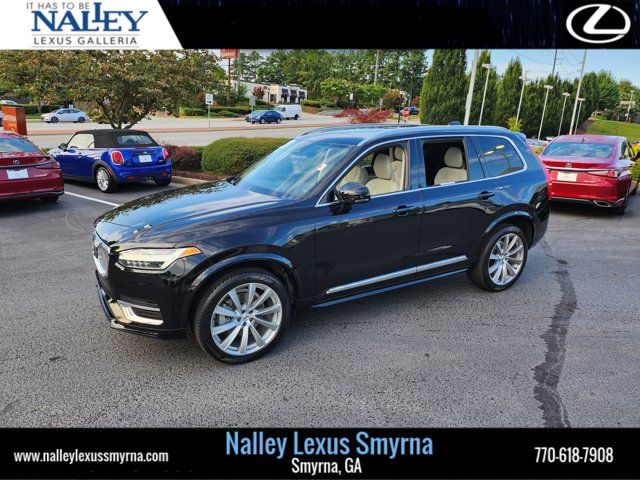 2023 Volvo XC90 Plus
