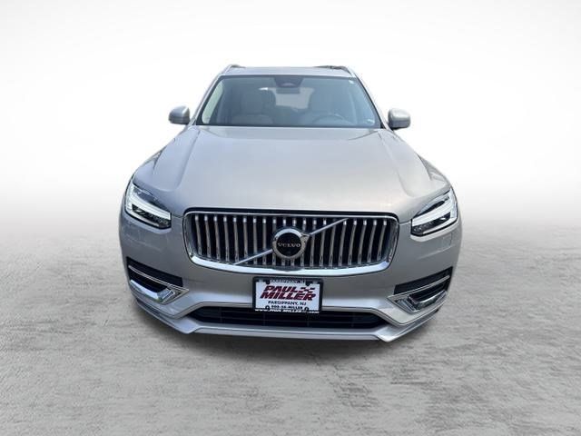 2023 Volvo XC90 Plus