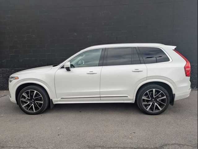 2023 Volvo XC90 Plus