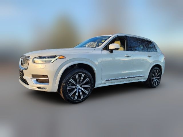 2023 Volvo XC90 Plus