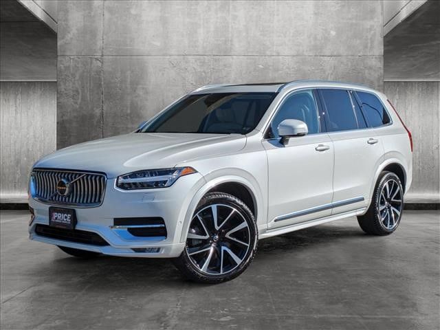 2023 Volvo XC90 Plus