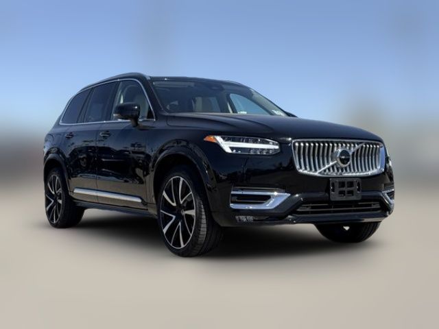 2023 Volvo XC90 Plus