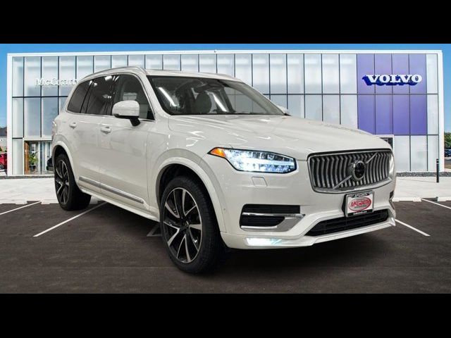 2023 Volvo XC90 Plus