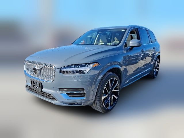 2023 Volvo XC90 Plus