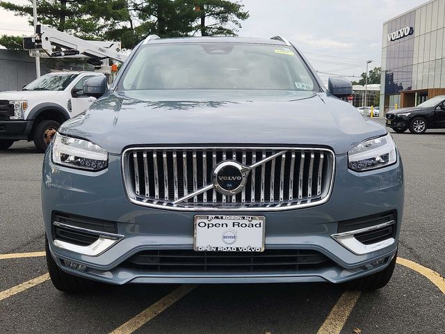 2023 Volvo XC90 Plus