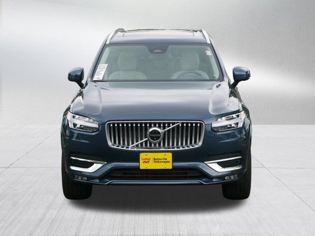 2023 Volvo XC90 Plus