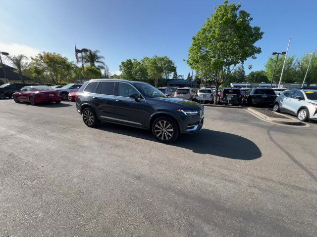 2023 Volvo XC90 Plus