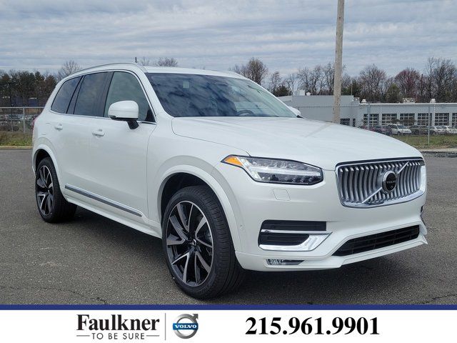 2023 Volvo XC90 Plus