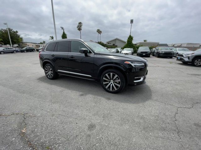 2023 Volvo XC90 Plus