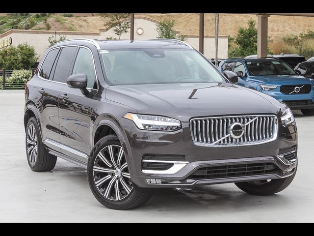 2023 Volvo XC90 Plus