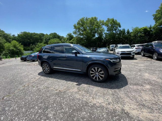 2023 Volvo XC90 Plus