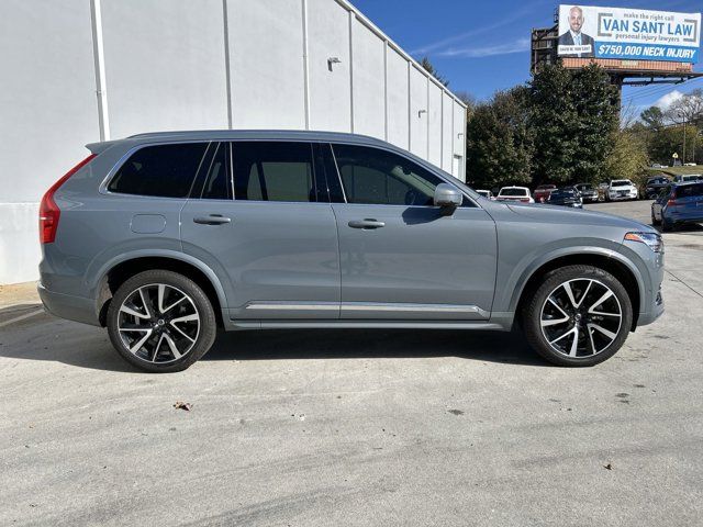 2023 Volvo XC90 Plus