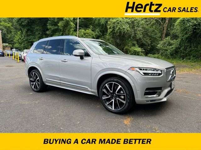 2023 Volvo XC90 Plus