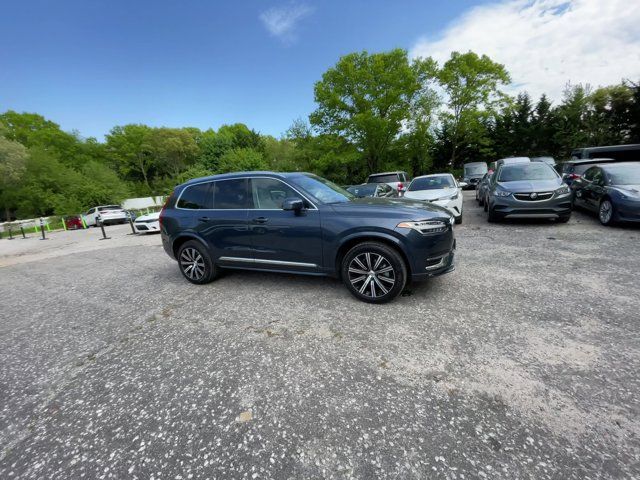 2023 Volvo XC90 Plus