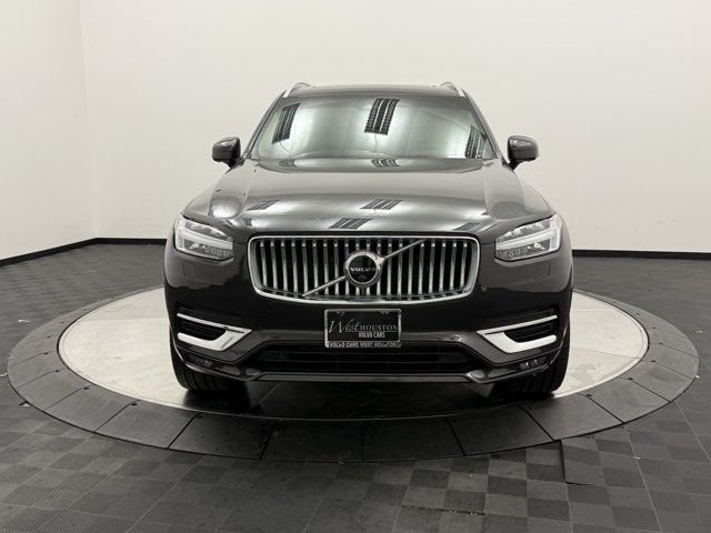 2023 Volvo XC90 Plus