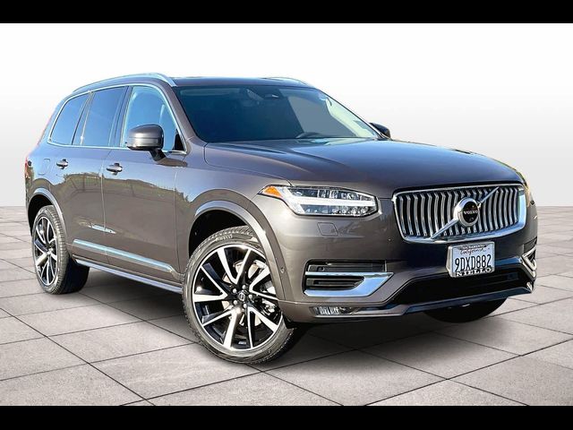 2023 Volvo XC90 Plus