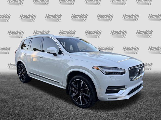 2023 Volvo XC90 Plus
