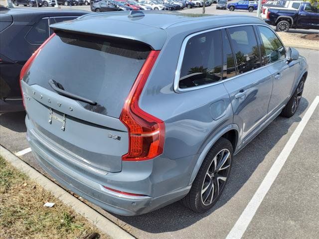 2023 Volvo XC90 Plus