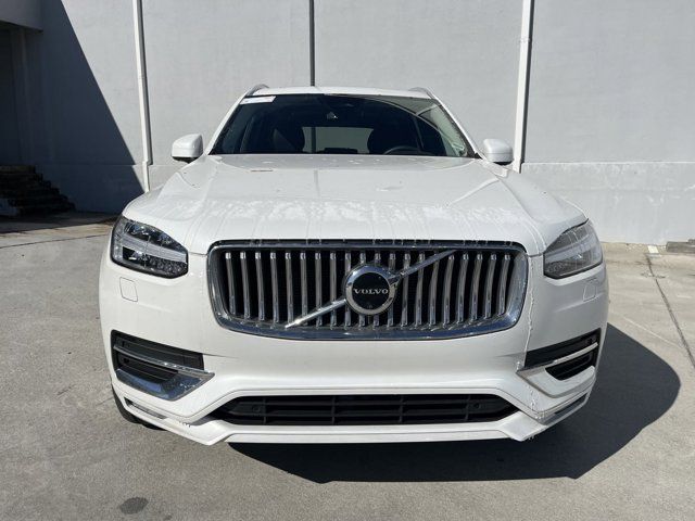 2023 Volvo XC90 Plus