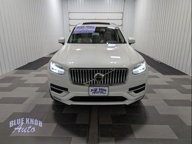2023 Volvo XC90 Plus