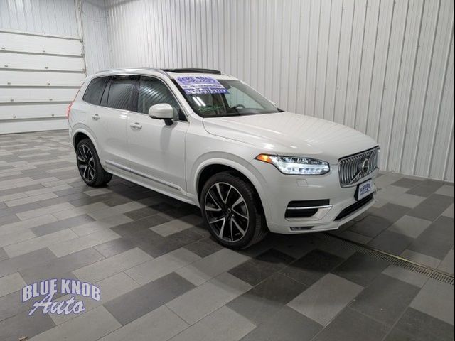 2023 Volvo XC90 Plus