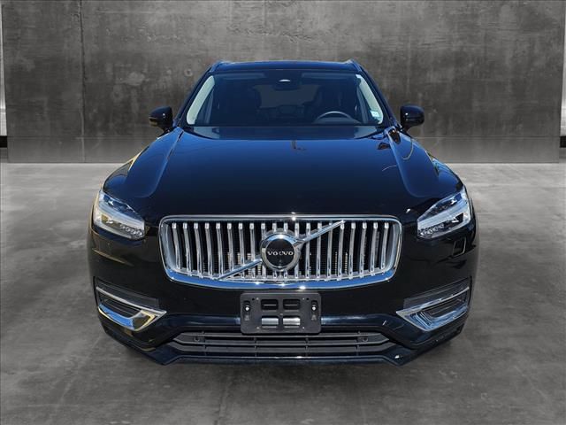 2023 Volvo XC90 Plus