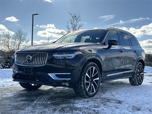 2023 Volvo XC90 Plus