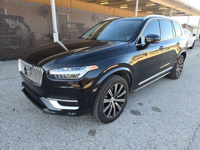 2023 Volvo XC90 Plus