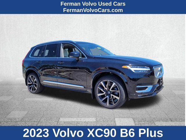 2023 Volvo XC90 Plus