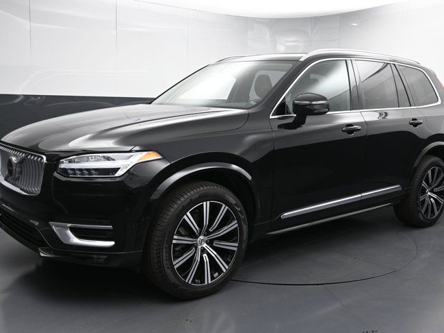 2023 Volvo XC90 Plus