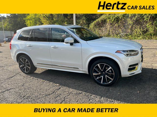 2023 Volvo XC90 Plus