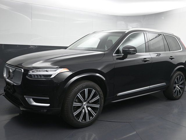 2023 Volvo XC90 Plus