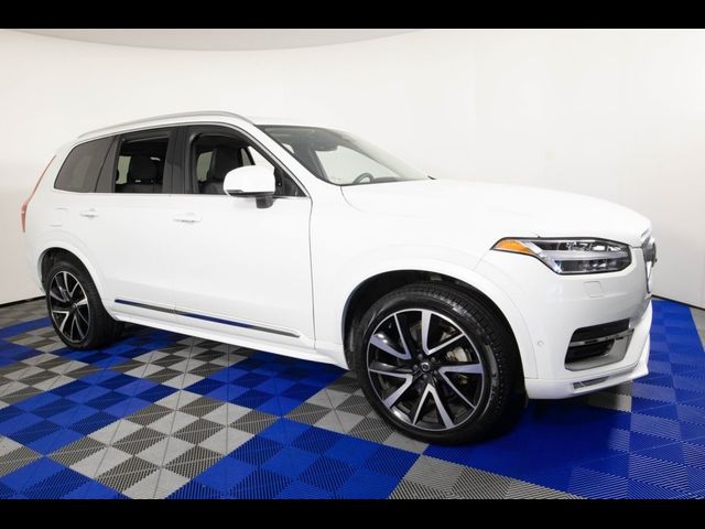 2023 Volvo XC90 Plus