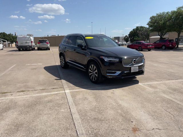 2023 Volvo XC90 Plus