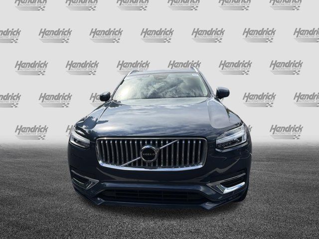 2023 Volvo XC90 Plus