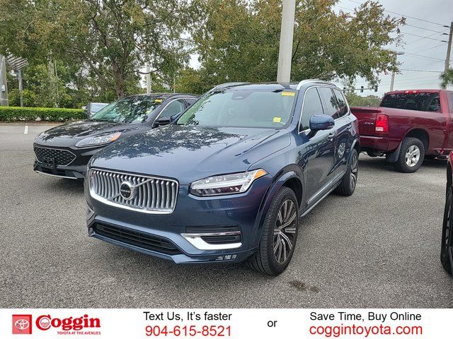 2023 Volvo XC90 Plus