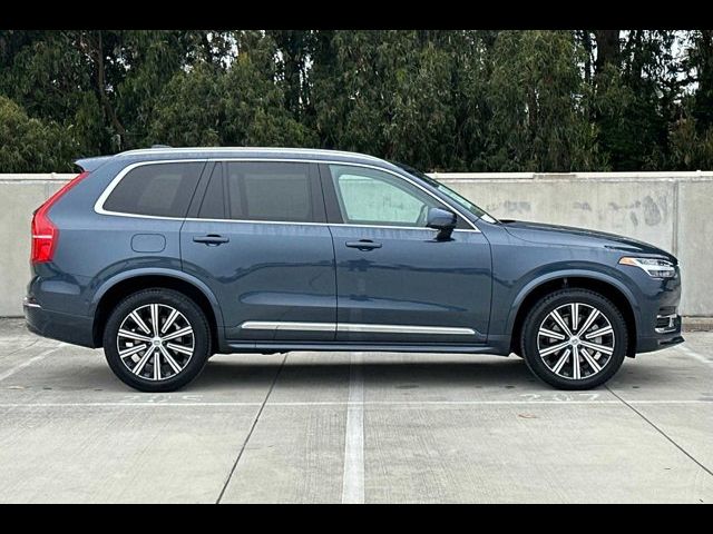 2023 Volvo XC90 Plus