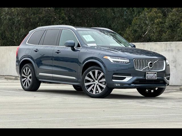 2023 Volvo XC90 Plus