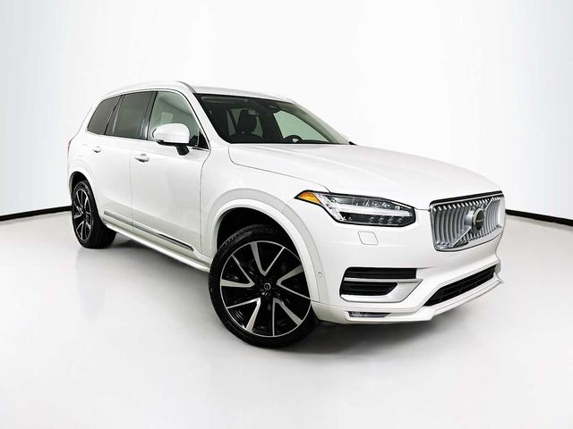 2023 Volvo XC90 Plus